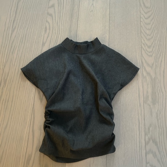 Going out top - Picture 4 of 6